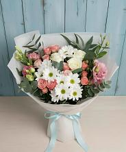 Букет цветов из:  Розы, Лизиантусы и Хризантемы в Светлом Яре