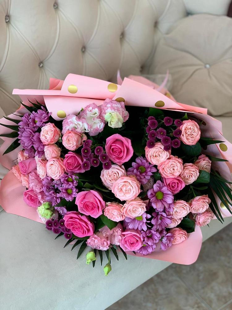 Букет цветов из: Хризантемы, Розы и Лизиантусы в Светлом Яре