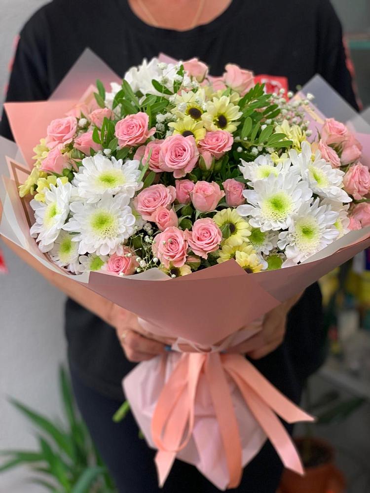 Букет цветов из: Розы и Хризантемы в Светлом Яре