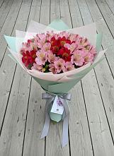 Букет цветов из:  Альстромерии #REPLACE_PRED# Светлом Яре