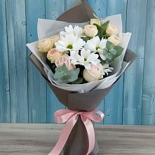 Букет цветов из:  Хризантемы и Розы в Светлом Яре