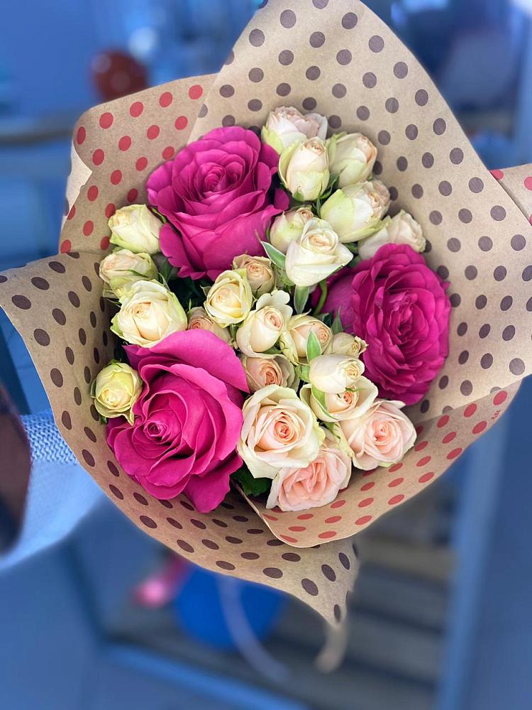 Букет цветов из: Розы в Светлом Яре