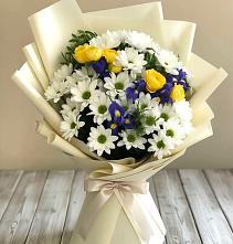 Букет цветов из:  Ирисы, Хризантемы и Розы #REPLACE_PRED# Светлом Яре