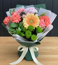 Букет цветов из:  Гвоздики, Розы, Герберы и Хризантемы в Светлом Яре