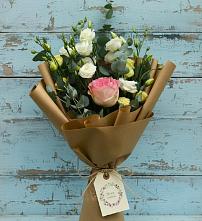 Букет цветов из:  Розы и Лизиантусы #REPLACE_PRED# Светлом Яре